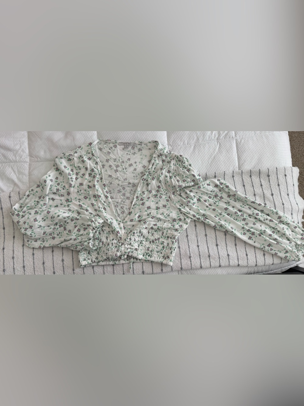 Women's Floral Smocked V-Neck Plunge Crop Top - Cream with Green Print